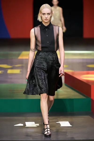 Look 72